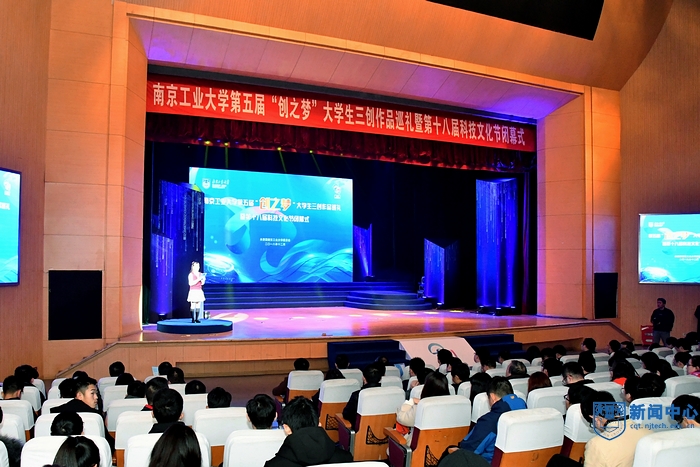 nEO_IMG_QCD_3839.jpg nEO_IMG_QCD_3839.jpg
