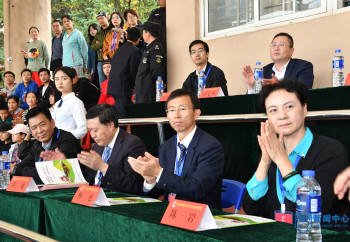 左-3.jpg 左-3.jpg