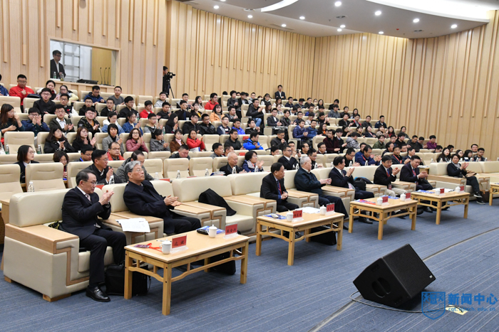 QCD_3178-4.jpg QCD_3178-4.jpg