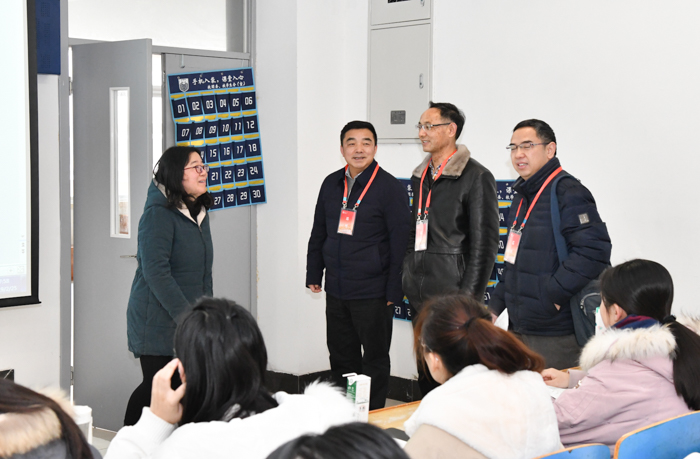 XCB_7837.jpg XCB_7837.jpg