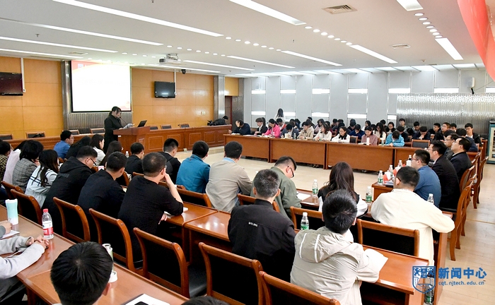 nEO_IMG_QCD_4713.jpg nEO_IMG_QCD_4713.jpg