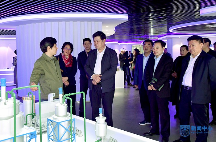 nEO_IMG_QCD_2444.jpg