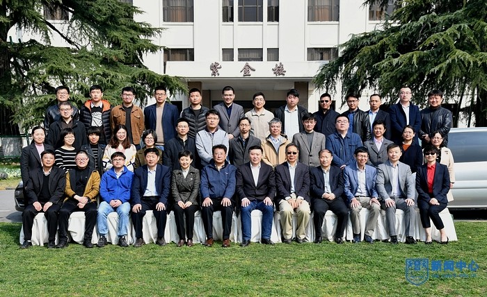nEO_IMG_QCD_1512.jpg