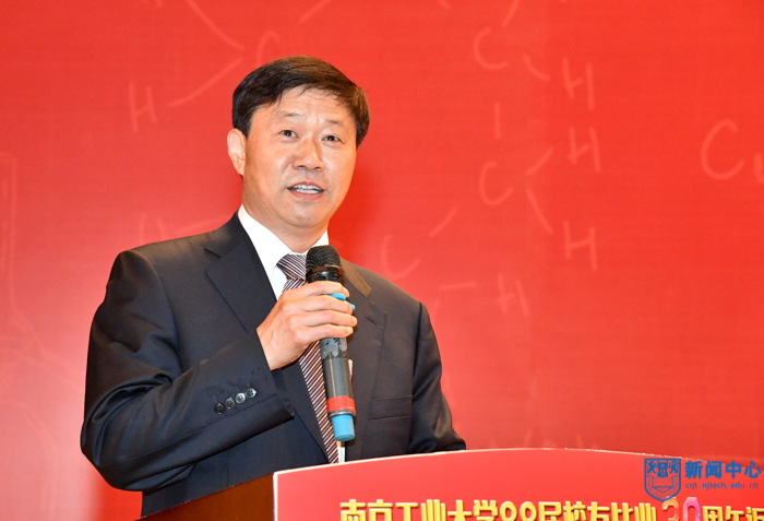2高明主持 (1)-22.jpg 2高明主持 (1)-22.jpg