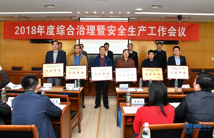 XCB_256507.jpg