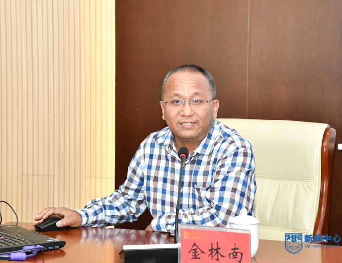 XCB_1215.jpg