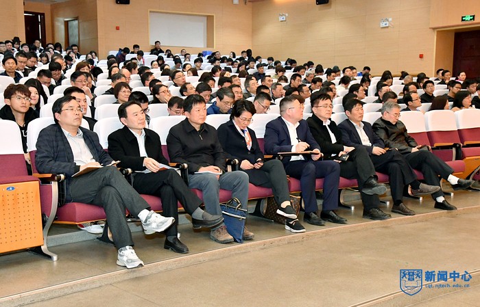 nEO_IMG_QCD_1876.jpg