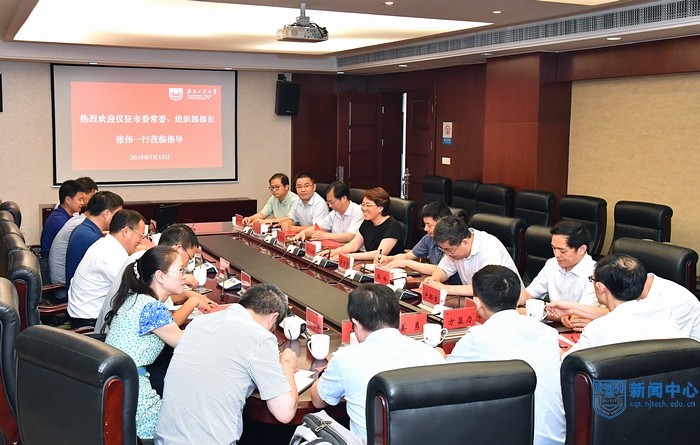 nEO_IMG_QCD_5477.jpg